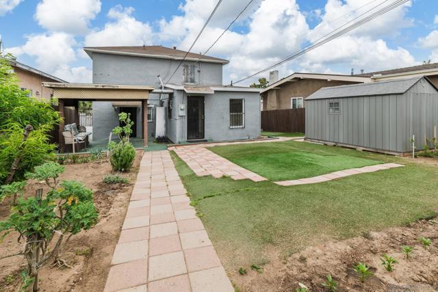 2925 Franklin Ave, San Diego CA: https://media.crmls.org/mediaz/89b9e4d7-019c-4726-9424-b9dbff3a2659.jpg