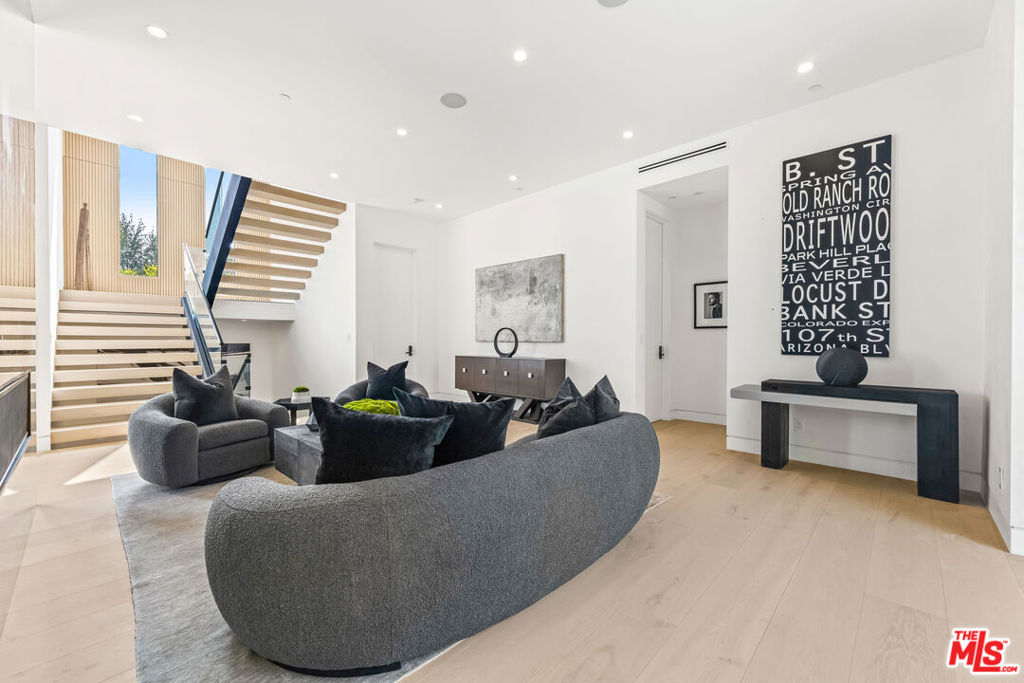 MLS #26863407 image #6