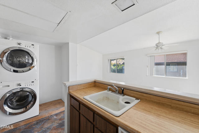 Detail Gallery Image 13 of 27 For 4561 Alamo St #F,  Simi Valley,  CA 93063 - 2 Beds | 2 Baths