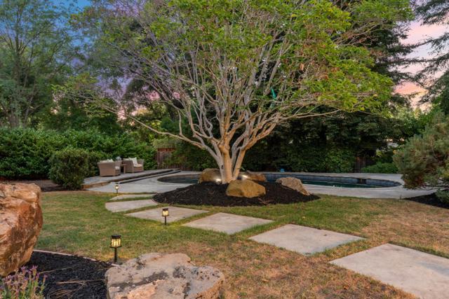 801 Allardice Way, Stanford CA: https://media.crmls.org/mediaz/89bb7320-c830-4425-a9b9-42474125f101.jpg