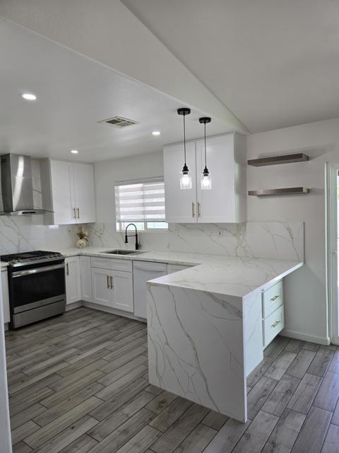 15203 Avenida Ramada, Desert Hot Springs CA: https://media.crmls.org/mediaz/89bc5cc5-7925-4d4a-96fd-b6ca429ce8b4.jpg