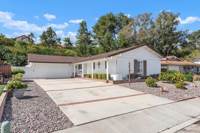 12091 Lomica Dr, San Diego CA: https://media.crmls.org/mediaz/89bcc3a4-fda6-43bc-a5b6-e5efe04308f3.jpg