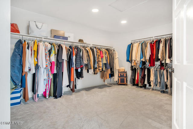 6057 Rainbow Hill Road, Agoura Hills CA: https://media.crmls.org/mediaz/89bd5604-dc4e-44bc-9739-d0163d066921.jpg