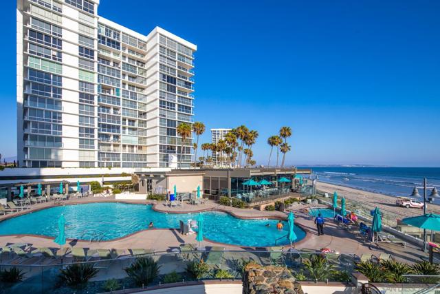 1760 Avenida Del Mundo, Coronado CA: https://media.crmls.org/mediaz/89be1f65-928b-46a0-b68b-52f54646c0d5.jpg