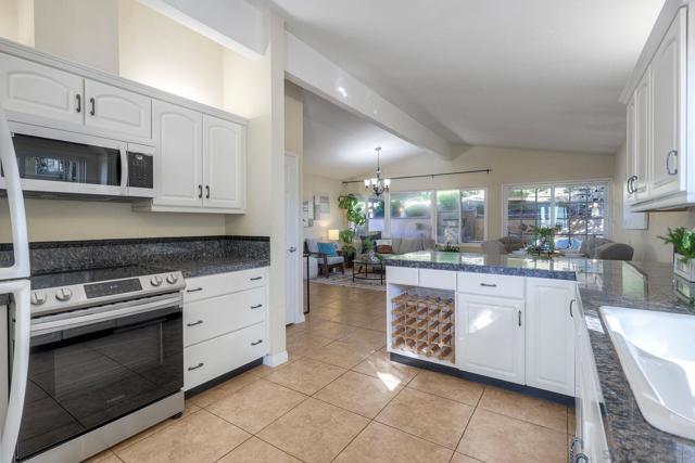 Image 8 of 42 For 2935 Lloyd St