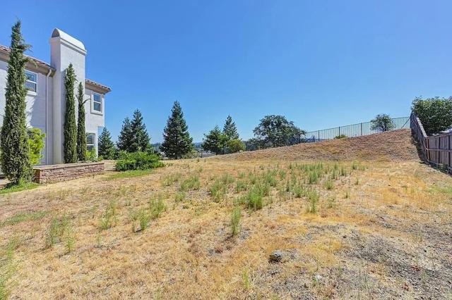 2791 Giorno Way, El Dorado Hills CA: https://media.crmls.org/mediaz/89c1e6ba-3618-4d23-9249-826ba18578b7.jpg