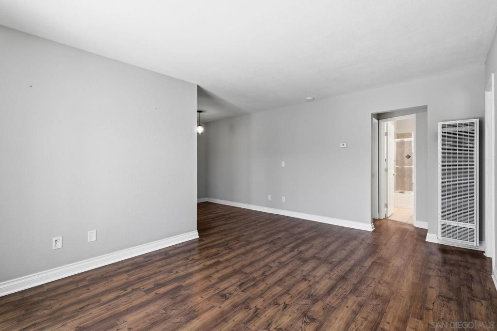 4747 Hamilton - photo 6