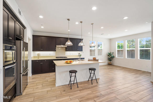 481 Alabama Street, Ventura CA: https://media.crmls.org/mediaz/89c1ec59-4398-4776-ab2e-f97950392c99.jpg
