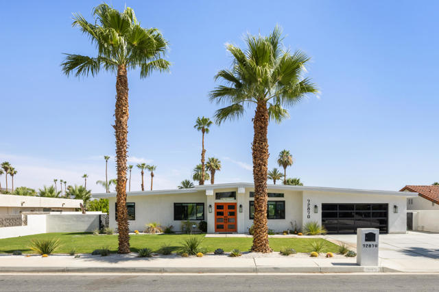 72870 Bel Air Road, Palm Desert CA: https://media.crmls.org/mediaz/89c24877-d999-4936-89a5-769509c1695e.jpg