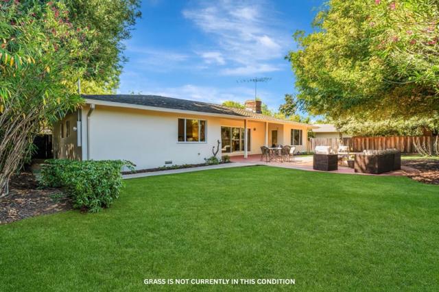 1635 Morton Avenue, Los Altos CA: https://media.crmls.org/mediaz/89c28cc0-be56-4b88-a44f-cbb8ba836d24.jpg