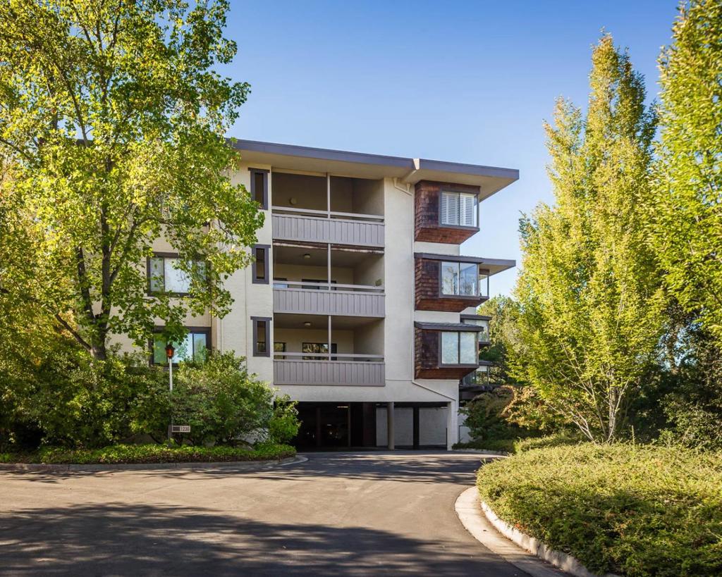 1230 Sharon Park Drive #55