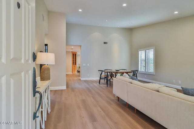 Image 4 of 59 For 416 Santa Cruz Circle