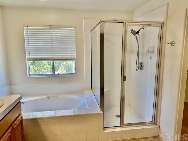 https://media.crmls.org/mediaz/89c53c22-8014-4ef4-b64a-6c1afc8c058f.jpg?preset=X-Large