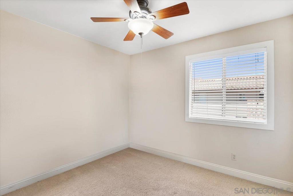 MLS #250035279SD image #18