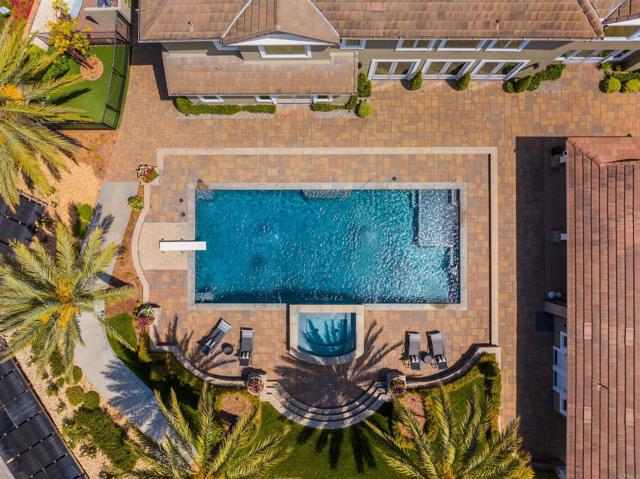 2574 Muirfields Drive, Carlsbad CA: https://media.crmls.org/mediaz/89c6c65c-c4f1-4c48-a0ef-70e200380419.jpg