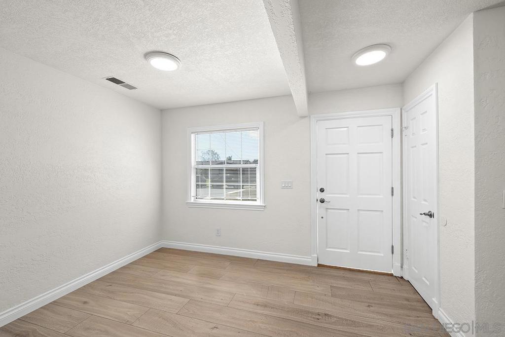 5331 Cole Street - photo 18