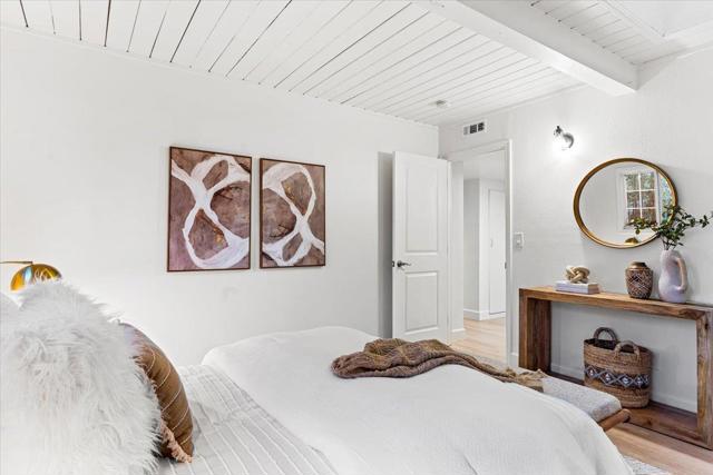 Image 16 of 35 For 21060 Tulita Court