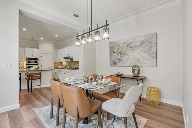 841 E River Parkway, Santa Clara CA: https://media.crmls.org/mediaz/89c7a022-a22b-4a08-854f-627a10cc760e.jpg