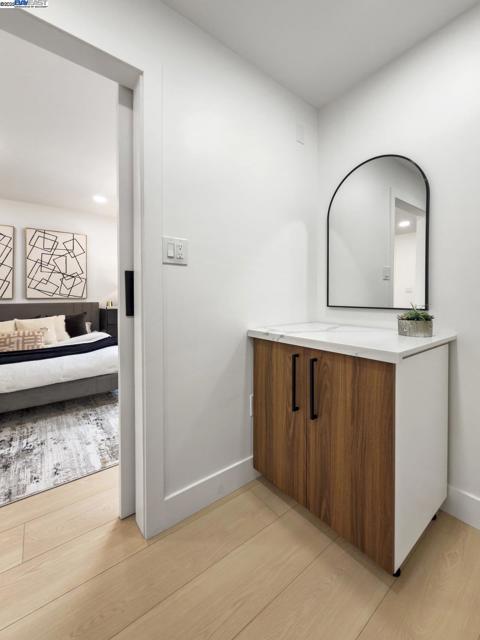 450 Lancaster Way, Redwood City CA: https://media.crmls.org/mediaz/89c7b2f8-40d4-4666-8e50-8f5107563fae.jpg