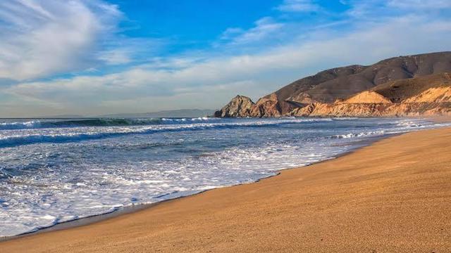 284 2nd Street, Montara CA: https://media.crmls.org/mediaz/89c8154b-cfba-4303-87a0-063f4b88f064.jpg