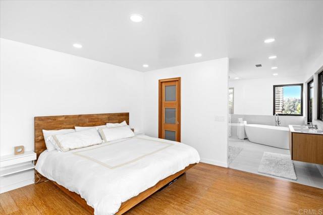 Detail Gallery Image 34 of 57 For 1560 Hawk View Dr, Encinitas,  CA 92024 - 4 Beds | 4 Baths