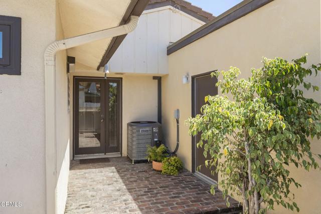4907 Island View Street, Oxnard CA: https://media.crmls.org/mediaz/89c9364f-8c33-4b86-9599-11b709156ef7.jpg