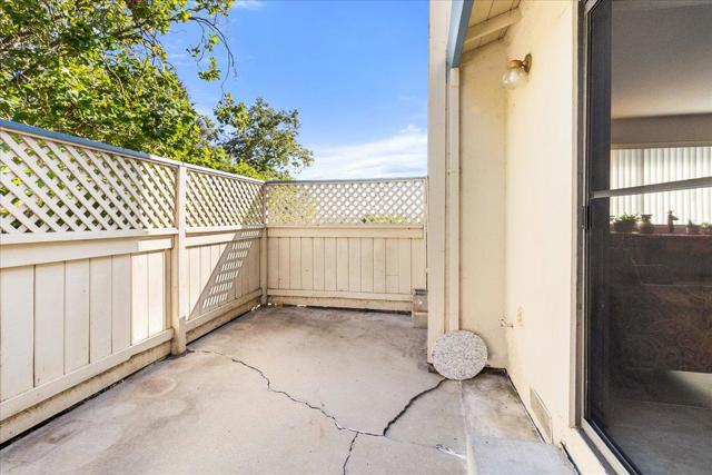 201 Silver Leaf Drive, Watsonville CA: https://media.crmls.org/mediaz/89cac064-fe60-4a7e-8074-1c34d6dde44e.jpg