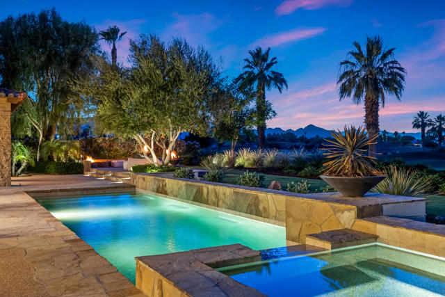80740 Via Portofino, La Quinta CA: https://media.crmls.org/mediaz/89cad897-2207-41f7-9942-c5303c40c23a.jpg