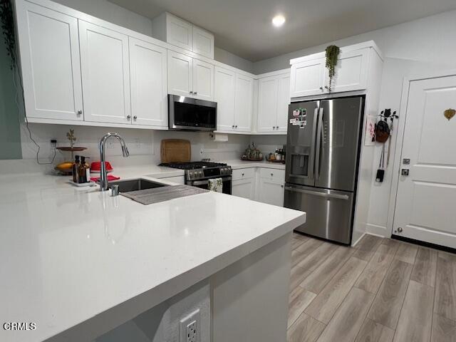 2563 LIttle Rock Lane, Simi Valley CA: https://media.crmls.org/mediaz/89cbb6a4-1878-4b35-9de4-26b59e29a621.jpg