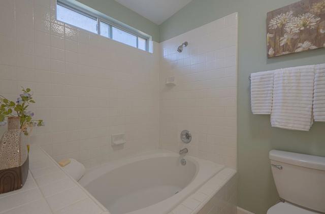 736 Potrero Way, Salinas CA: https://media.crmls.org/mediaz/89cc0e72-6600-4ba8-8caf-e356b5283da4.jpg