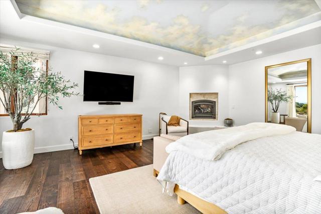 25926 Puerta Del Cajon, Monterey CA: https://media.crmls.org/mediaz/89cc3867-745b-4459-a97b-b43fa6abd786.jpg