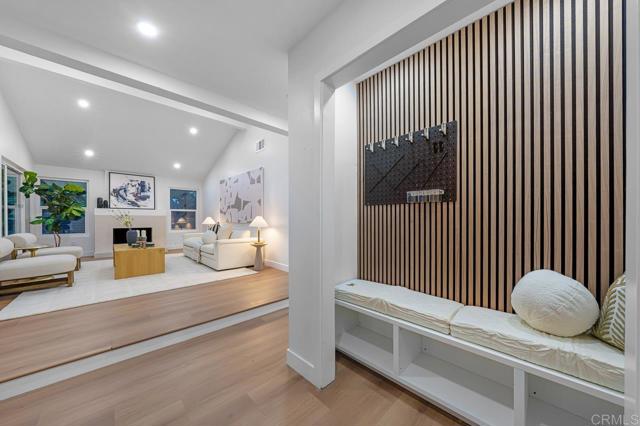 Detail Gallery Image 6 of 37 For 5679 Antigua Bld, San Diego,  CA 92124 - 3 Beds | 2 Baths