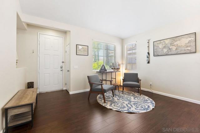 1055 Forest Hill Pl, Chula Vista CA: https://media.crmls.org/mediaz/89cf4ac8-d880-4305-b9f7-5367da16b3d0.jpg