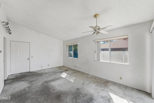 Detail Gallery Image 9 of 27 For 4561 Alamo St #F,  Simi Valley,  CA 93063 - 2 Beds | 2 Baths