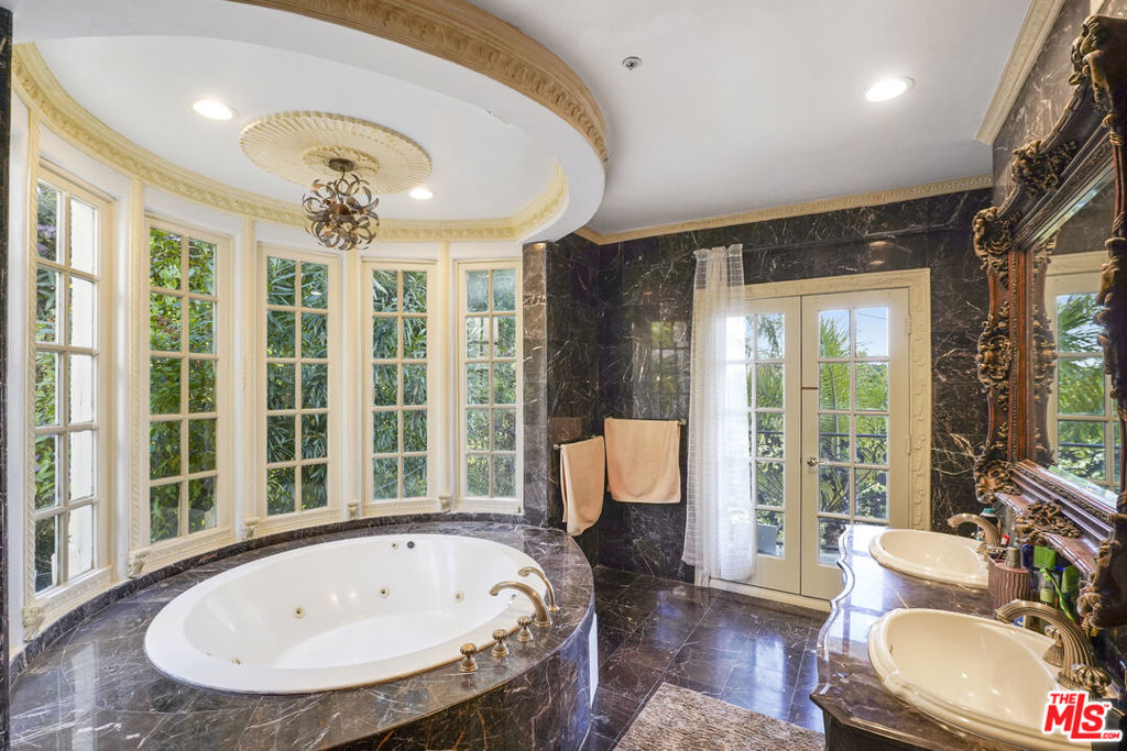 MLS #25625301 image #14