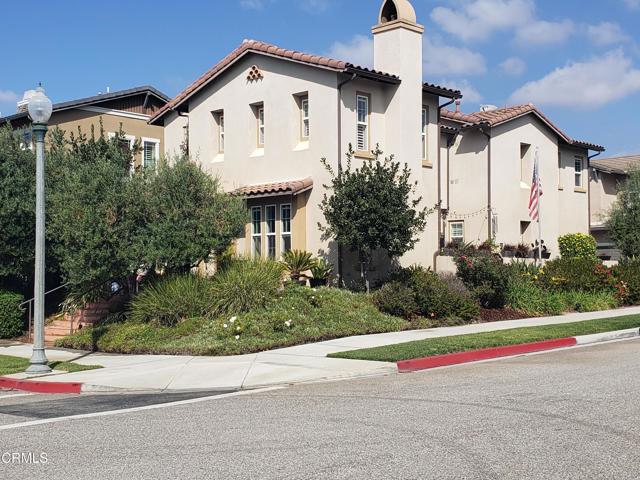 Detail Gallery Image 1 of 12 For 8265 Sunstone St, Ventura,  CA 93004 - 3 Beds | 2/1 Baths