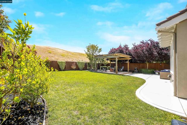 5152 Bengali St, Danville CA: https://media.crmls.org/mediaz/89d058a7-c094-4306-b83f-14bd75b0c8ce.jpg