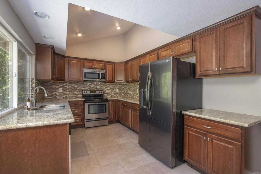 1140 Countrywood Lane - photo 10