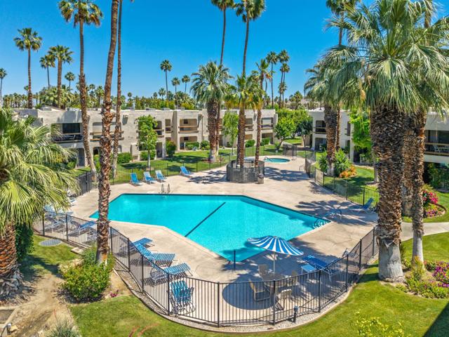 5300 E Waverly Drive, Palm Springs CA: https://media.crmls.org/mediaz/89d1aaa1-6a91-40b4-b7bf-5c305b24a902.jpg