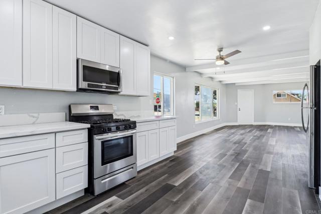 1947 D Avenue, National City CA: https://media.crmls.org/mediaz/89d26e5b-9dff-418c-88d2-19bb911b1493.jpg