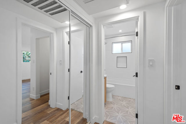 1563 Gordon Street, Los Angeles CA: https://media.crmls.org/mediaz/89d26f37-1917-4704-acc2-9374a5eb1cba.jpg