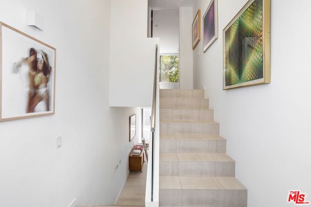 1033 Carol Drive, T9 photo 9