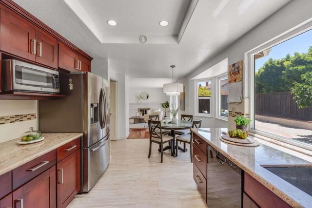 800 Los Positos Drive, Milpitas CA: https://media.crmls.org/mediaz/89d2eb7d-8270-43d0-b066-998afccae208.jpg