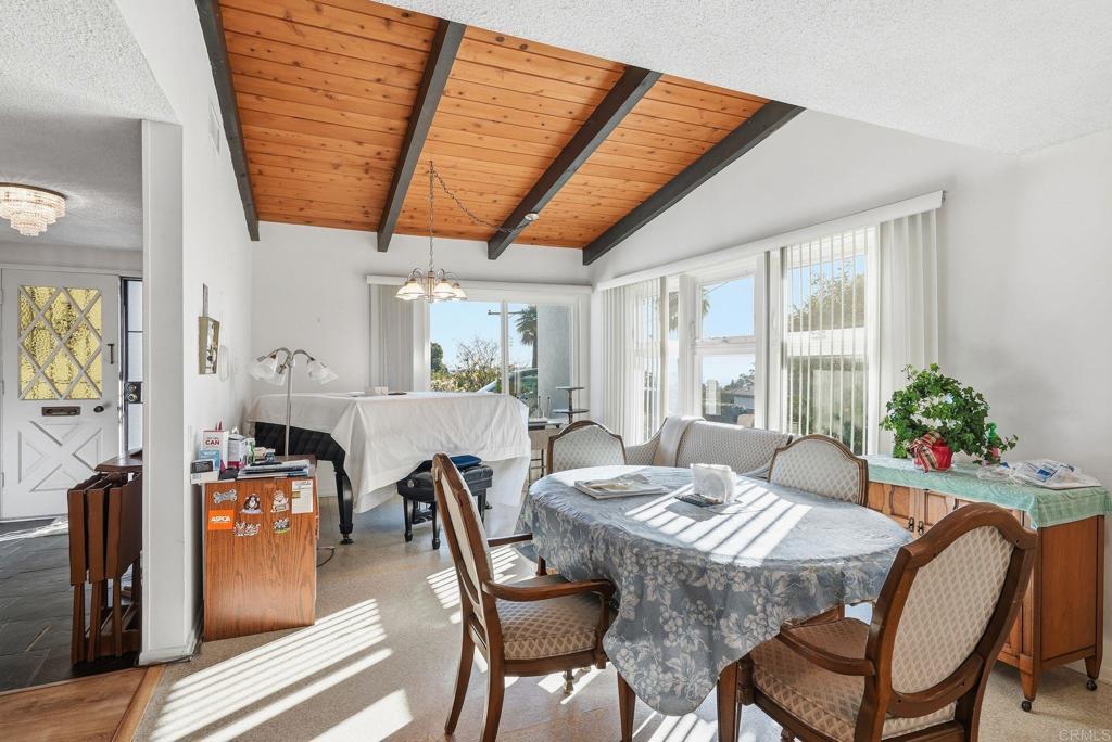 5455 Parkview Dr - photo 2