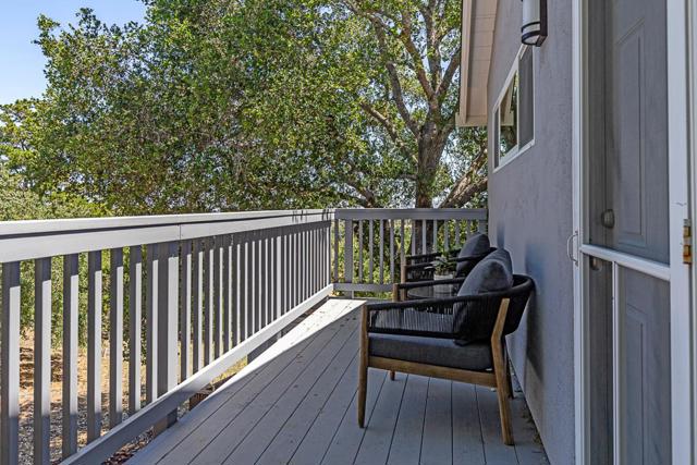 13038 Vista Del Valle Court, Los Altos Hills CA: https://media.crmls.org/mediaz/89d3177d-9324-4e93-b727-645581f3a223.jpg