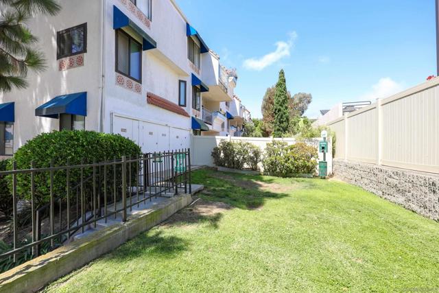 8338 Regents Rd., San Diego CA: https://media.crmls.org/mediaz/89d393d3-08a2-4574-9dec-488964f9ce5d.jpg