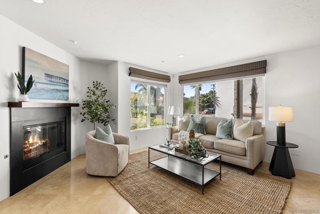 3923 Riviera Drive #A