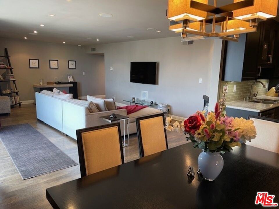 MLS #25546107 image #17