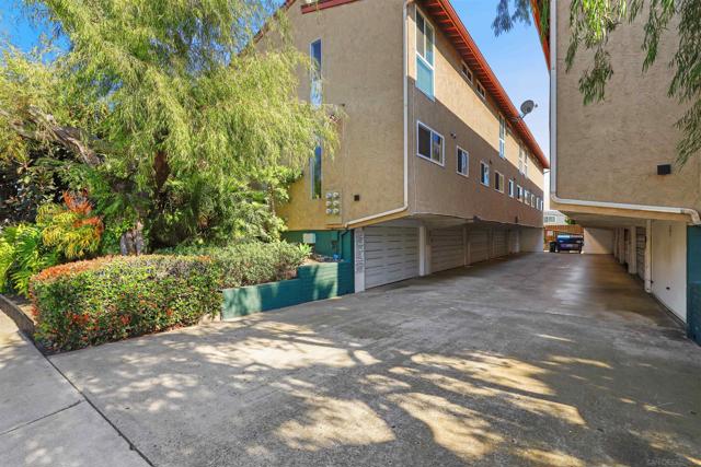 3052 Macaulay St, San Diego, California 92106, 2 Bedrooms Bedrooms, ,2 BathroomsBathrooms,Condominium,For Sale,Macaulay St,250020041SD