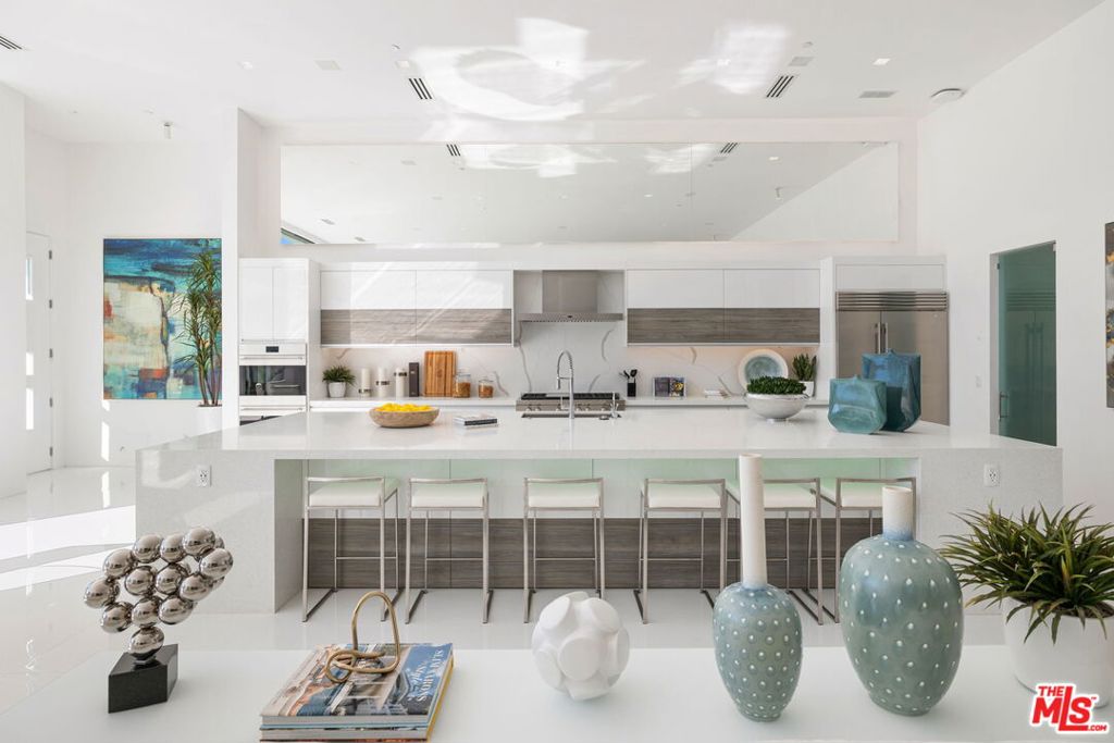 MLS #25630025 image #17